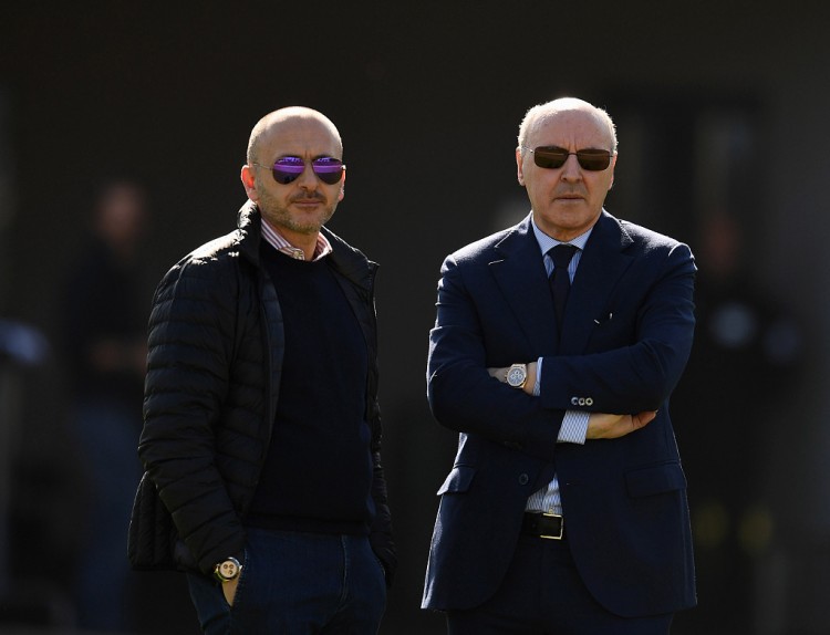 是外国老板, 兰和国米两