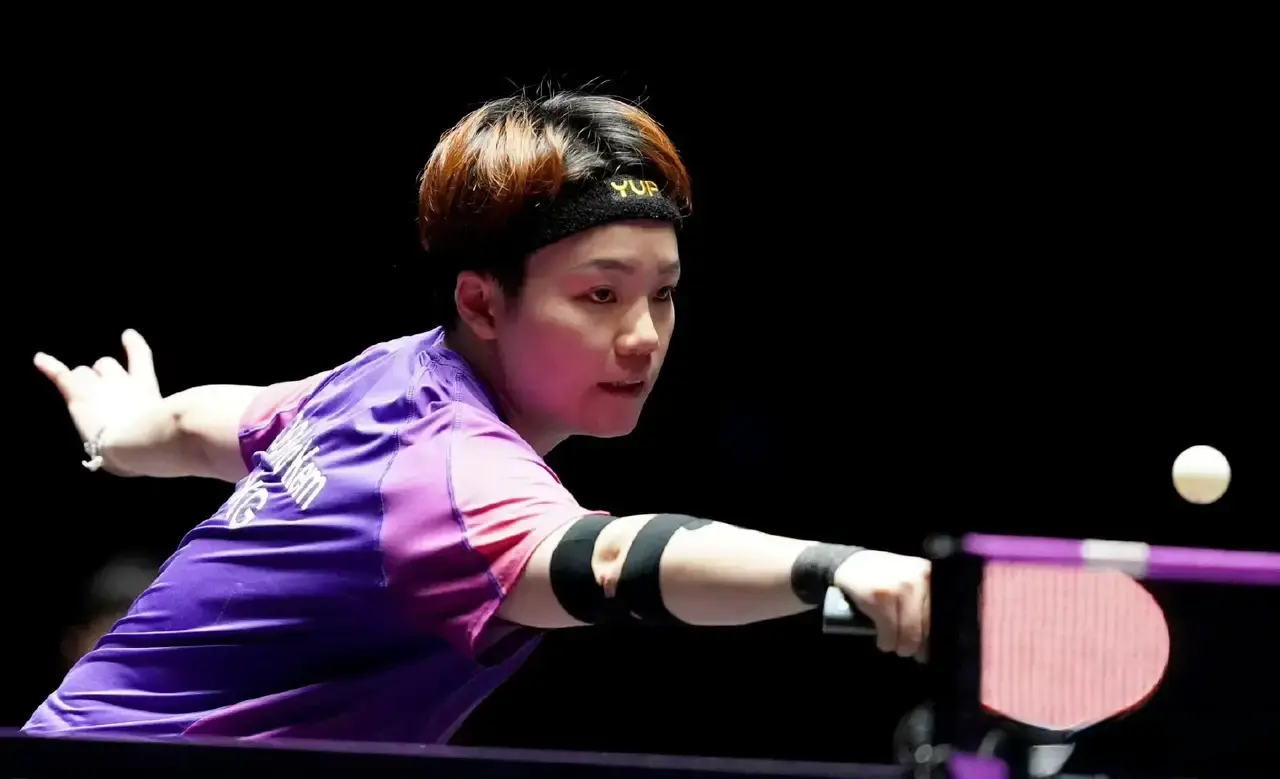 迎来和日本, 王曼昱将战, 国香港名将