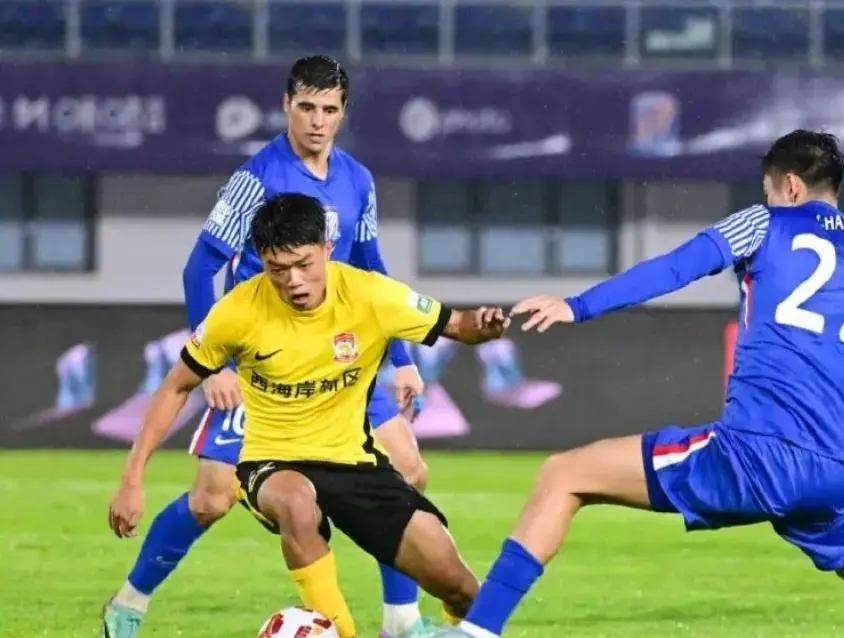 直接红牌离, 丢三分确实, OJvUH 直接红牌离, 丢三分确实, OJvUH