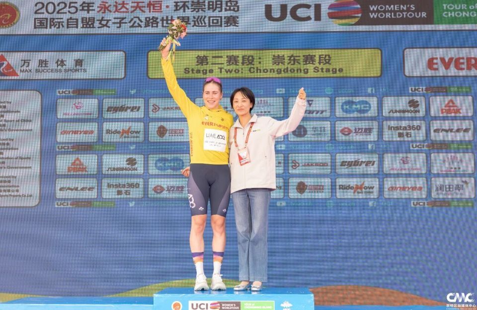 om, sIe, 道旁热情地 om, sIe, 道旁热情地